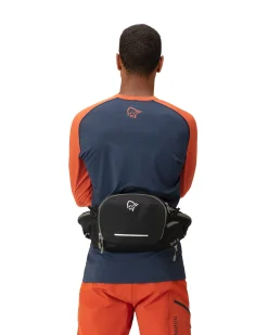 Norrøna Fjørå Econyl195 6L Hip Pack Caviar Black Flash Sale