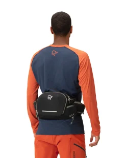 Norrøna Fjørå Econyl195 6L Hip Pack Caviar Black Flash Sale